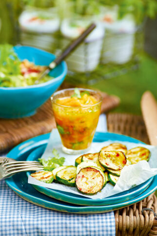 Gegrillte Zucchini mit Koriander-Melonen-Chutney Gegrillte Zucchini mit Koriander-Melonen-Chutney