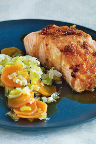Asia-Lachs mit Lauchgemüse