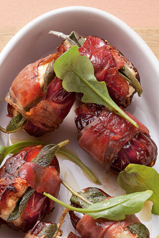 Datteln im Serranomantel Datteln im Serranomantel