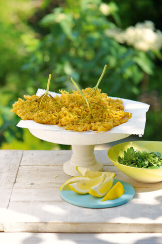 Gebackene Holunderblüten Gebackene Holunderblüten