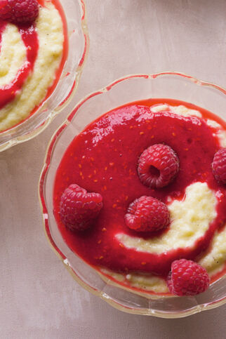 Himbeer-Grieß-Pudding