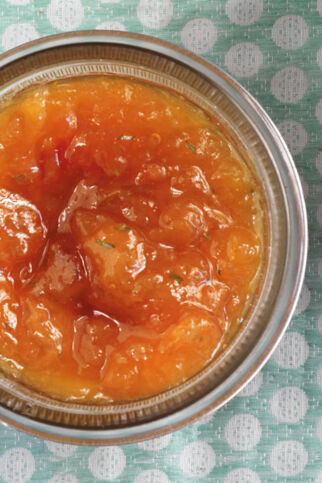 Aprikosenkonfitüre mit Lavendel Aprikosenkonfitüre mit Lavendel