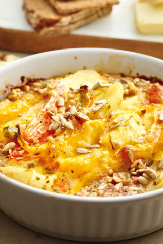 Pastinaken-Möhren-Auflauf mit Nüssen Pastinaken-Möhren-Auflauf mit Nüssen