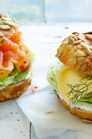 Bagels mit Lachs und Käse Bagels mit Lachs und Käse