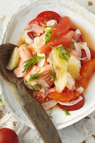 Lachs-Ceviche auf Fenchelscheiben mit Zitrusdreierlei Lachs-Ceviche auf Fenchelscheiben mit Zitrusdreierlei