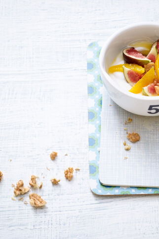 Gewürzjoghurt mit Orangen Gewürzjoghurt mit Orangen