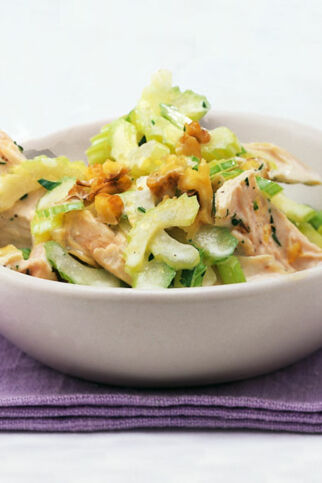 Hähnchensalat mit Sellerie und Walnuss