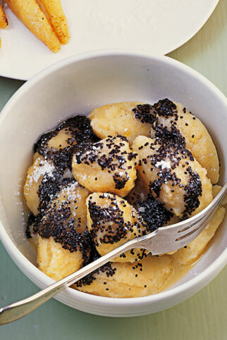 Grießknödel mit Mohn Grießknödel mit Mohn