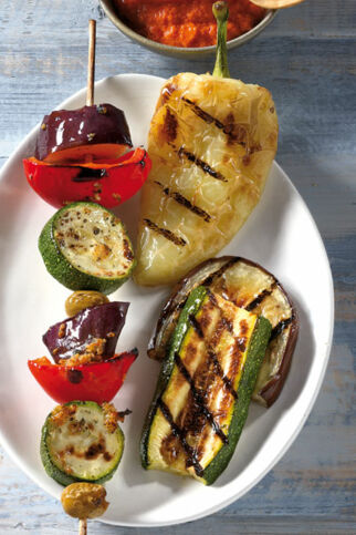 Buntes griechisches Gemüse Buntes griechisches Gemüse