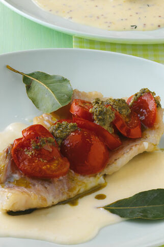Gedämpfter Rotbarsch auf Meerrettichsauce