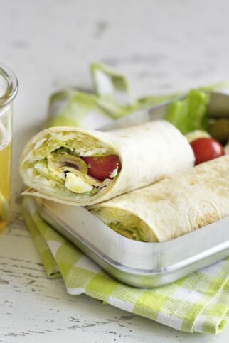 Mediterraner Wrap mit Feta Mediterraner Wrap mit Feta