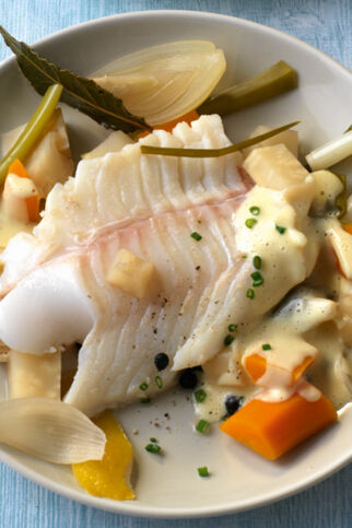 Gekochter Schellfisch mit Senfsauce