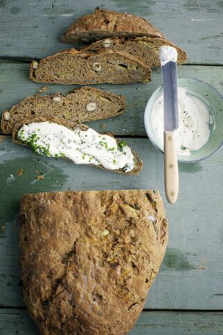 Slow-Carb-Brot mit Möhren und Zucchini Slow-Carb-Brot mit Möhren und Zucchini