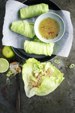 Salatrollen mit Dip Salatrollen mit Dip