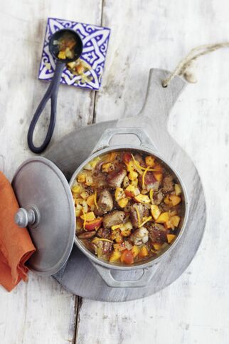 Lammragout mit Aprikosen Lammragout mit Aprikosen