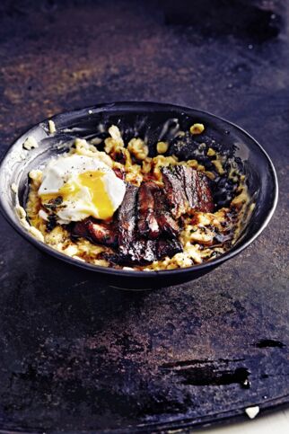 Herzhafter Porridge mit Schweinebauch Herzhafter Porridge mit Schweinebauch