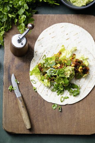 Tacos mit Paprika-Mais-Füllung Tacos mit Paprika-Mais-Füllung