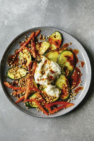Zucchini mit geröstetem Buchweizen Zucchini mit geröstetem Buchweizen