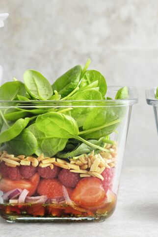 Spinatsalat mit Beeren