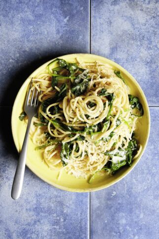 One-Pot-Pasta mit Spinat One-Pot-Pasta mit Spinat