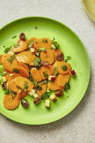 Lauwarmer Möhrensalat Lauwarmer Möhrensalat