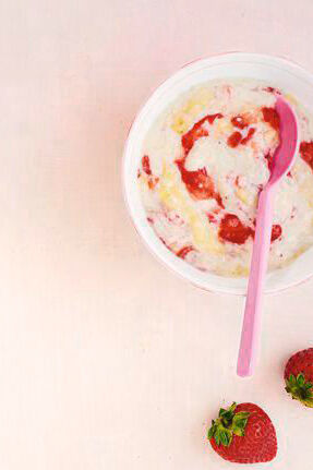 Hafer-Milch-Brei mit Obst