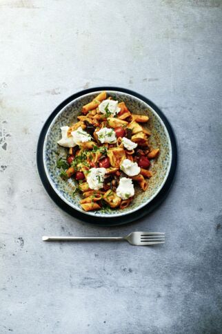 Auberginen-Pasta mit Artischocken Auberginen-Pasta mit Artischocken