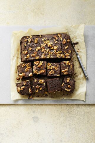 Rote-Bete-Walnuss-Brownies Rote-Bete-Walnuss-Brownies