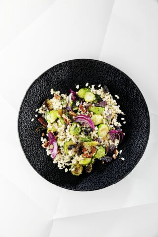 Ofen-Rosenkohl-Salat mit Graupen