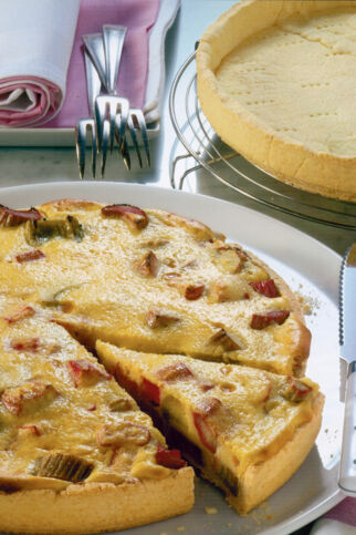 Rhabarberkuchen mit Cremeguss Rhabarberkuchen mit Cremeguss