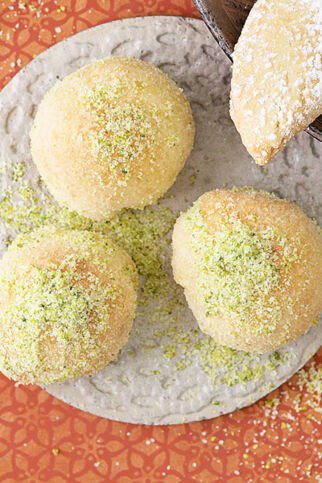 Gefüllte Mandelkugeln Gefüllte Mandelkugeln