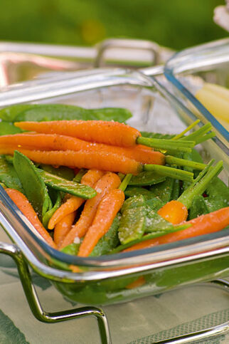 Zuckerschoten-Möhren-Gemüse Zuckerschoten-Möhren-Gemüse