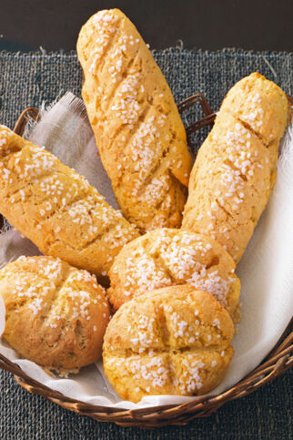 Laugenbrötchen oder Laugenstangen