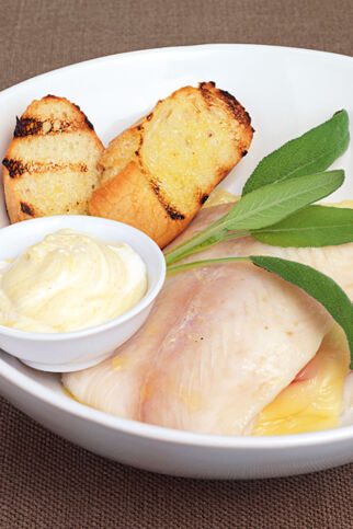 Cordon bleu vom Fisch in der Folie