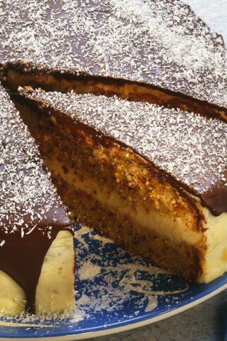 Vanille-Kokoscreme-Torte