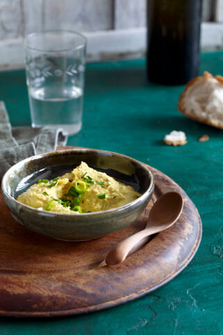 Kichererbsenpüree mit Curry Kichererbsenpüree mit Curry