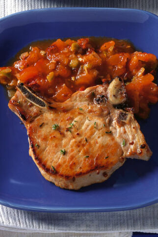 Koteletts mit Tomatensauce Koteletts mit Tomatensauce