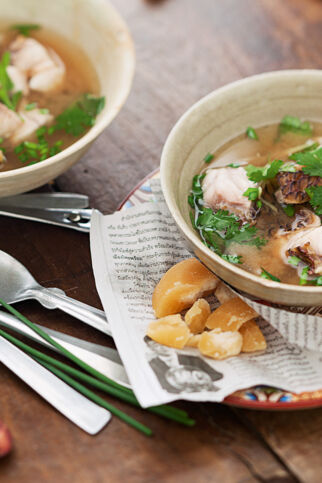 Fischsuppe mit Tamarinde Fischsuppe mit Tamarinde