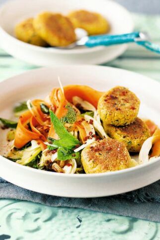 Falafel mit Möhren-Fenchel-Salat Falafel mit Möhren-Fenchel-Salat