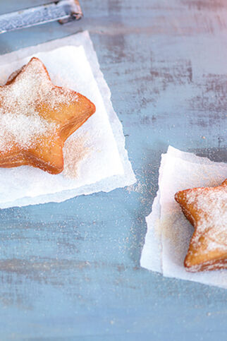 Sternkrapfen aus Winterhefeteig Sternkrapfen aus Winterhefeteig
