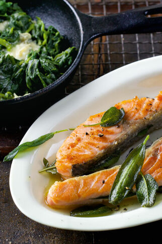 Saltimbocca vom Lachsfilet Saltimbocca vom Lachsfilet