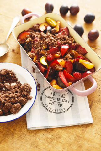 SCHOKO-PFLAUMEN-CRUMBLE SCHOKO-PFLAUMEN-CRUMBLE