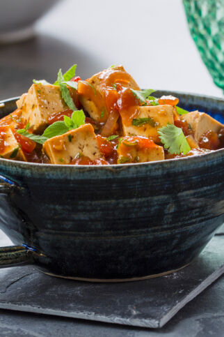 Tofu süß, sauer und scharf Tofu süß, sauer und scharf