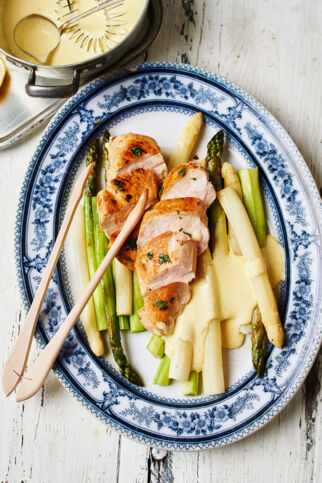 Spargel mit Hollandaise
