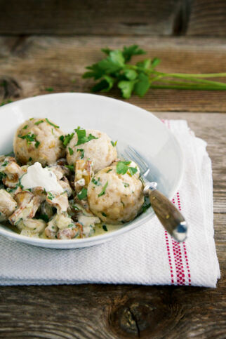 Knödelchen mit Pilzragout Knödelchen mit Pilzragout