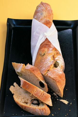 Olivenbaguette Olivenbaguette