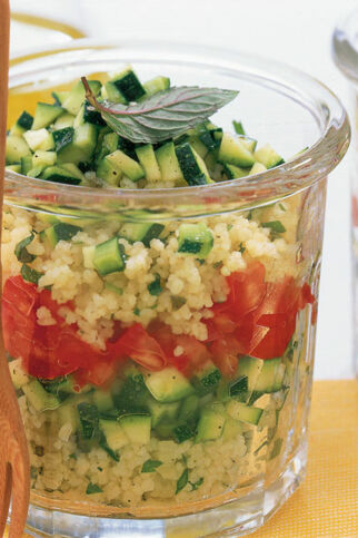 Schichtsalat mit Zucchini Schichtsalat mit Zucchini