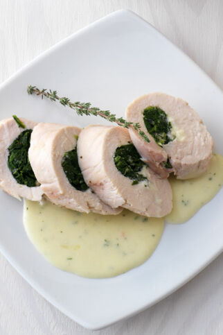 Hähnchenbrust gefüllt mit Spinat und Schafkäse Hähnchenbrust gefüllt mit Spinat und Schafkäse