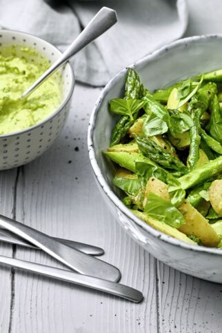 Spargel-Kartoffel-Salat mit Erbsencreme Spargel-Kartoffel-Salat mit Erbsencreme