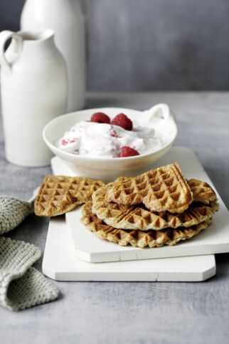 Waffeln mit Himbeerquark Waffeln mit Himbeerquark